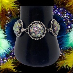 Sarah Coventry “Northern Lights” Iridescent Floral Imprinted VTG Bracelet 7.5”